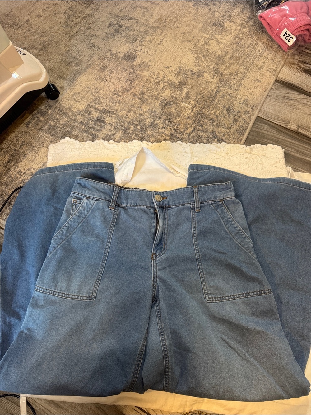 Relaxed Boyfriend Jeans in Medium Blue Wash#325